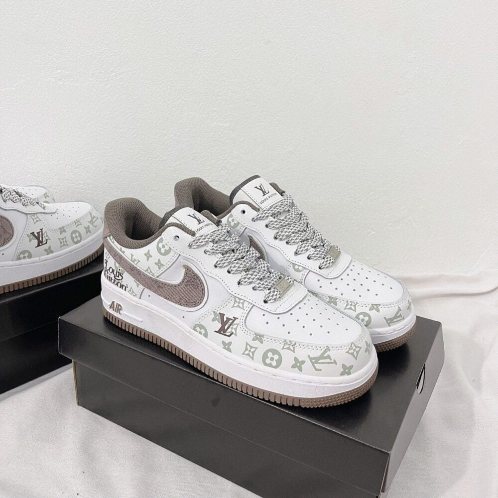 Louis Vuitton x Nike Air Force 1 White Mocha Monogram